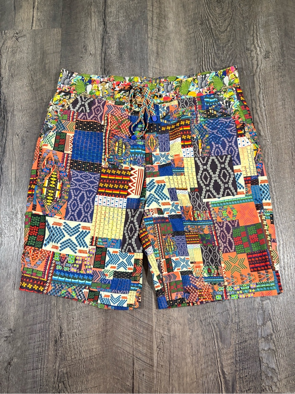 ROBERT GRAHAM Mens Swim Trunk Shorts